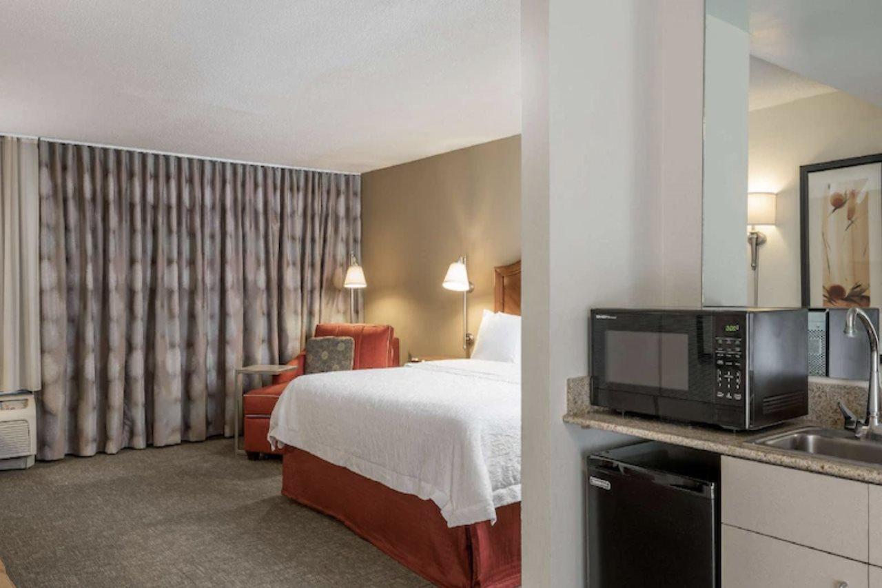 Hampton Inn Roanoke/Hollins - I-81 Экстерьер фото