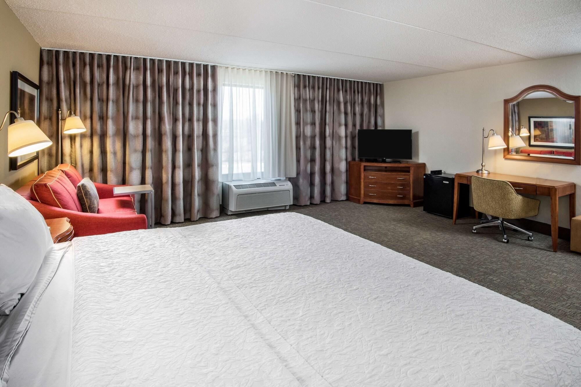 Hampton Inn Roanoke/Hollins - I-81 Экстерьер фото