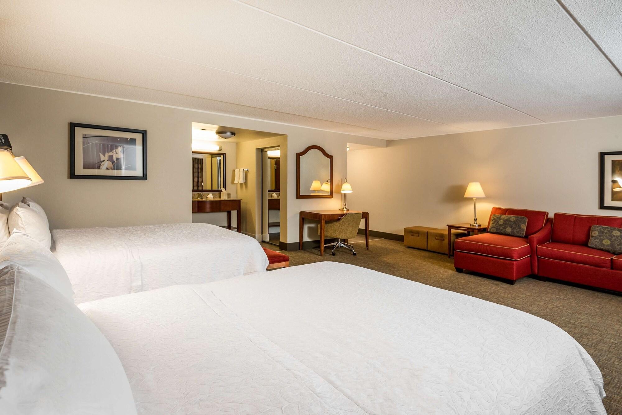 Hampton Inn Roanoke/Hollins - I-81 Экстерьер фото